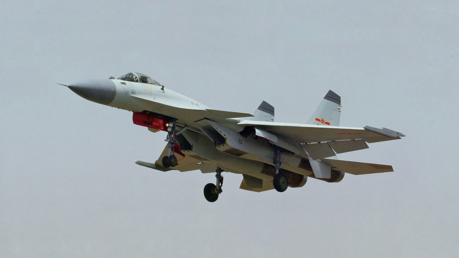 开云官网首页-巴黎圣日耳曼争冠决心坚定，中场新秀脱颖而出，巴黎圣日耳曼队首发